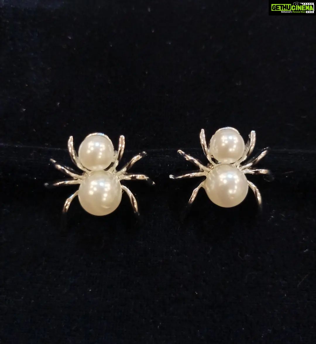 Vanitha Vijayakumar Instagram - 💥New Arrivals💥 Spider pearl earring🪩 swipe left to see the available colors 🤳 Dm us for price & details📩 #vanithavijaykumarstudios #earring #crystal #stone #style #stylish #chennai #girl #ootd #outfit #clothing #brand #picoftheday #photooftheday #instafashion #instagood #instadaily #shopping #makeup #accessories #styleblogger #fashion #fashionblogger Khader Nawaz Khan Road