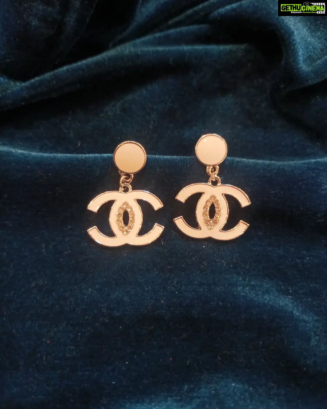 Vanitha Vijayakumar Instagram - 💥New Arrivals💥 CHANEL crystal stoned earrings©️💎swipe left to see the available designs🤳 Dm us for price & details📩 #vanithavijaykumarstudios #earring #crystal #stone #style #stylish #chennai #girl #ootd #outfit #clothing #brand #picoftheday #photooftheday #instafashion #instagood #instadaily #shopping #makeup #accessories #styleblogger #fashion #fashionblogger Khader Nawaz Khan Road