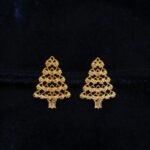 Vanitha Vijayakumar Instagram - 🎅🏻Christmas collections🎅🏻 Christmas tree earrings🎄swipe left to see the available colors🌈 Dm us for price & details📩 #vanithavijaykumarstudios #christmas #earring #christmastree #christmasdecor #christmasiscoming #christmasgifts #style #stylish #chennai #girl #ootd #outfit #clothing #brand #picoftheday #photooftheday #instafashion #instagood #instadaily #shopping #makeup #accessories #styleblogger #fashion #fashionblogger Khader Nawaz Khan Road