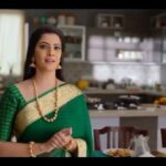 Varalaxmi Sarathkumar Instagram - Another from this series.. so much fun doing this ad..!! Here go peeps.. enjoy..!! @agsthangamaaligai @plus91media @plus91company @lgr_saravanan @rathnaveludop @drk.kiran @vasukibhaskar @edwinlouisviswanath #friday #fridayvibes #ad #trendingreels #jewellery #jewellerydesign #jewelleryad #paidpromotion #adshoot #fun Makeup @vikrammittal5 Hair @sridhar.hair Asst @soniya_sri_np @k.prabu.1993