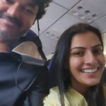 Varalaxmi Sarathkumar Instagram – Never had such a good flight to hyd…haha my favoriteeeeeeee #Thalapathy #vijay  right next to me..whaatteew day…thank u @jagadish_palanisamy heheheh….so much fun…ludo..laughter..chit chat..perfect flight..perfect day..
Once a #thalapathyfan allways a #thalapathyfans

#thalapathyvijay #varisu #catchingup #flight #fangirl Hyderabad