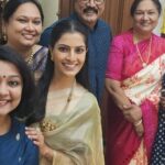 Varalaxmi Sarathkumar Instagram – #happydiwali from the Kumars…

@r_sarath_kumar @radikaasarathkumar @poojasarathkumar @aiswarya.sudharson @ramkumar_sudarshan @manjunath_s @dr.aslesha 

#family #love #laughter #diwalivibes #trendingreels

@rayanemithun #rahulsarath we missed you.. Kottivakkam