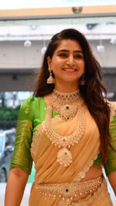 Varshini Sounderajan Instagram - For Launch of new collection @manepallyjewellers_ Costume @pethakamsetti #varshini #instagramreels #newcollection #jewellery