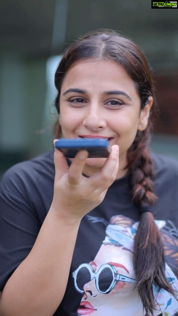 Vidya Balan Instagram - Hello Google 📞