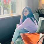 Vimala Raman Instagram – Purple haze 💜🦄
.
.
.
#sunshine #takeitin #ukdiaries #shootlife #vitamind #purple #love #whynot #actor #actress #vimalaraman #lifeisgood