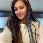 Virti Vaghani Instagram - Selfies📸 #aarya2 #aru