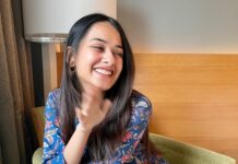 Virti Vaghani Instagram - Please put up a Smile!