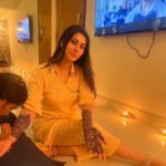 Warina Hussain Instagram – #diwali ki raat 🪔✨🧡