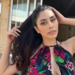 Warina Hussain Instagram - 🌺 @casabella.alibaug