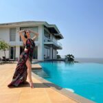 Warina Hussain Instagram - a perfect getaway🗝💜@casabella.alibaug