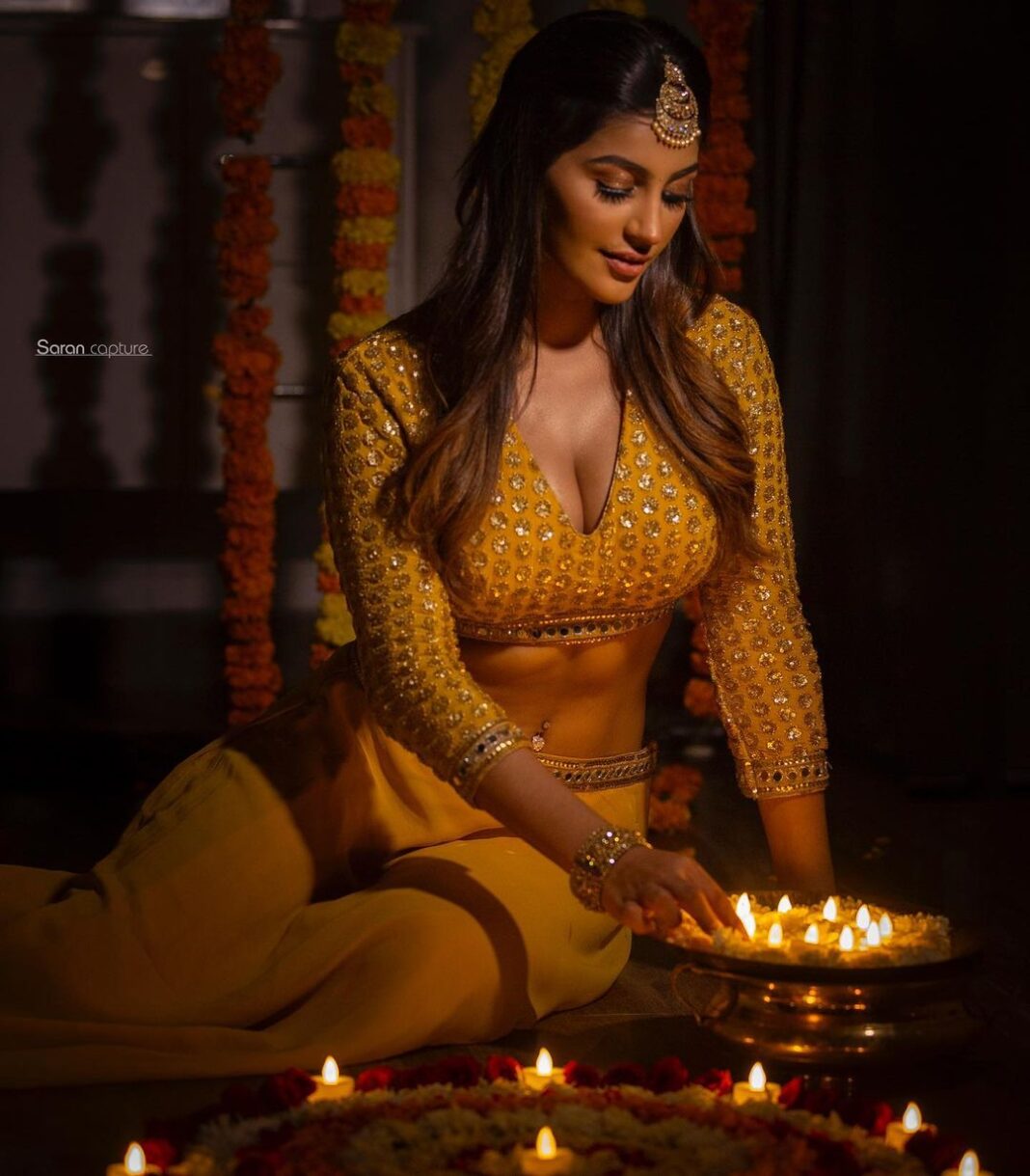 Yaashika Aanand Instagram - Happy Diwali 🪔 May this Diwali bring more prosperity and light to your lives ✨ 🪔 . .#swipeleft . . . , #festivevibes #diwali #yashika #explore #ethnicwear #viral