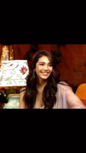 Yogita Bihani Instagram - All heart ✨♥️ Made it to The Kapil Sharma Show guys.. eeeeeeep 🥳 and Ofcourse all you could hear throughout the episode in the background was me Laughing out loud hehe 😅 #reels #TheKapilSharmaShow #VikramVedha Thankyou for making this edit @lovesyogi ♥️