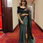 Aadhirai Soundarajan Instagram – Happy Weekend Nanba❣

Pc : @karthikeyanvelappan

Beautiful Saree and Blouse by : @labelswarupa 
Lovely Jewelry by : @fineshinejewels 

#saree #sareelove #sareefashion #green #greensaree #weddingseason #fashionstyle #fashion #dressing #marriage #sangeet #sangeetoutfit #wedding #weddingmakeup #bangalore #bangaloredays #jewelry #necklace #neckpiece #beautiful #beauty #styling #styleinspiration #kollywoodactress #kollywood #tamilactress #aadhiraisoundararajan #tollywoodactress #insta #instafashion JW Marriott Hotel Bengaluru