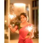 Aadhirai Soundarajan Instagram - Happy Diwali💥 Team❣ Costumes - @ivalinmabia Photography - @camerasenthil Makeup - @jiyamakeupartistry Hair - @keerthana_makeup_and_hair Shoot organized by @rrajeshananda #aadhiraisoundararajan #diwali #diwalivibes #diwalicelebration #diwalispecial #diwalilook #diwalioutfit #diwalidress #happy #happydiwali #crackers💥 #crackers #pattasu #festival #festivaloutfit #festivalvibes #festivals #festivewear #diwali2021 #lights #color #colorful #happydiwali🎉 #happytime #family #love #celebration Chennai, India