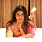 Aadhirai Soundarajan Instagram – A Saree Silently Empowers You💫

PC : @lightroomv2

#aadhiraisoundararajan #actresslife #modeling #timepass #tamilmusic #saree #traditional #hair #love #follow #cute #instadaily #beauty #fashion #beautiful #photooftheday #photography #instagram #actress #bollywood #model #instapic #kollywood #kollywoodcinema #cinema #chennai #instafashion #photoshoot #fall #pink The Leela Palace Chennai