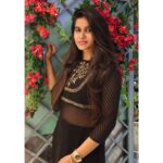 Aadhirai Soundarajan Instagram - Happii Sunday Nanba💫 #aadhiraisoundararajan #bigil #love #art #fashion #photography #photooftheday #happy #girl #style #summer #actress #tamilactress #bollywoodactress #teluguactress #kollywoodactress #tollywoodactress #bollywood #model #picoftheday #lifestyle #chennai #india #traditional #kollywood #chennaida #chennaiselfies #blackdress #blacklove #blackdresscode