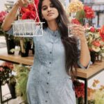 Aadhirai Soundarajan Instagram - Thambii Tea Innu Varla🤨 PC : @arvindhacs #tea #teaglass #tealovers #teatime #glasses #teacup #mall #chennai #chennaimall #shoppingmall #shopping #shoppingatrocities #portraitphotography #selfportrait #portrait #love #girl #kollywoodactress #tamilactress #tollywoodactress #actresslife #aadhiraisoundararajan #insta #instadaily #follow4followback #outing #photoftheday #thambiteainnumvarala VR Chennai