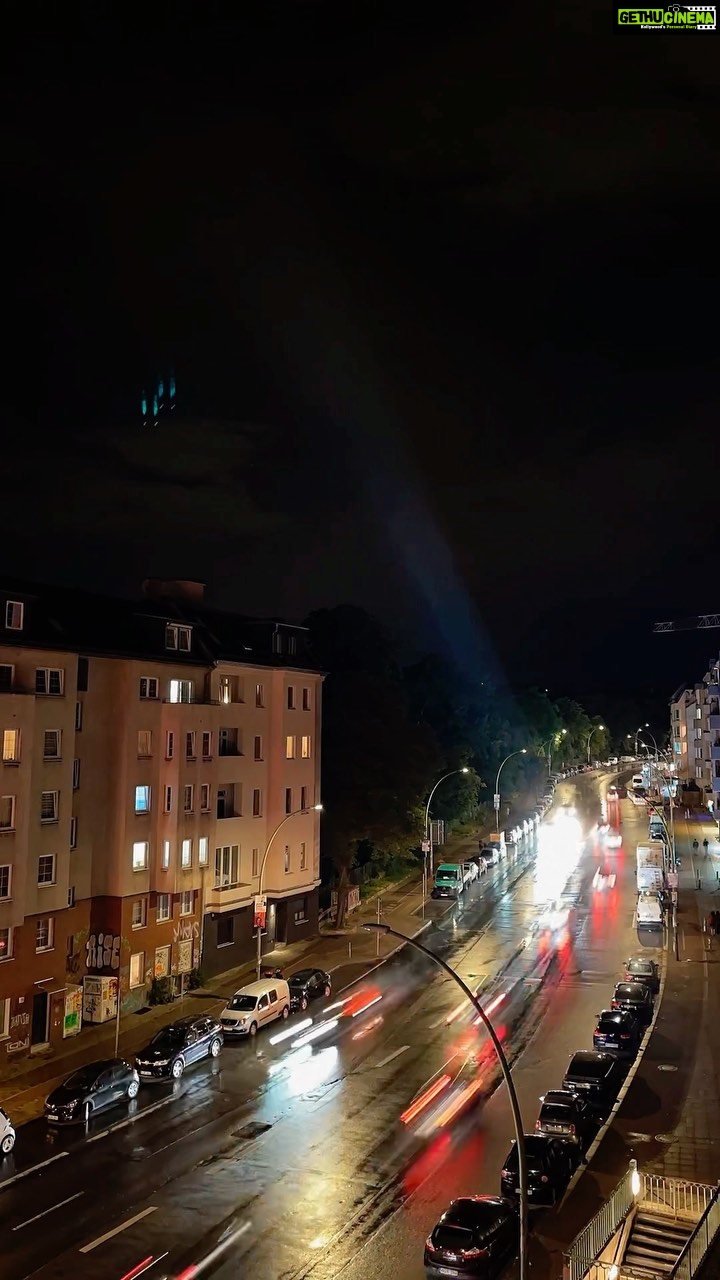 Aditi Chengappa Instagram - Night lights 🚦🚥 .. . . #berlin #nacht #nachtfotografie #nachts #reels #nightlights #moodygrams Berlin, Germany