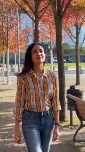 Aditi Chengappa Instagram - So much to be grateful for 🙏😇
.
.
.
#october #fall #autumn #herbst #reels #berlin #indiansingermany