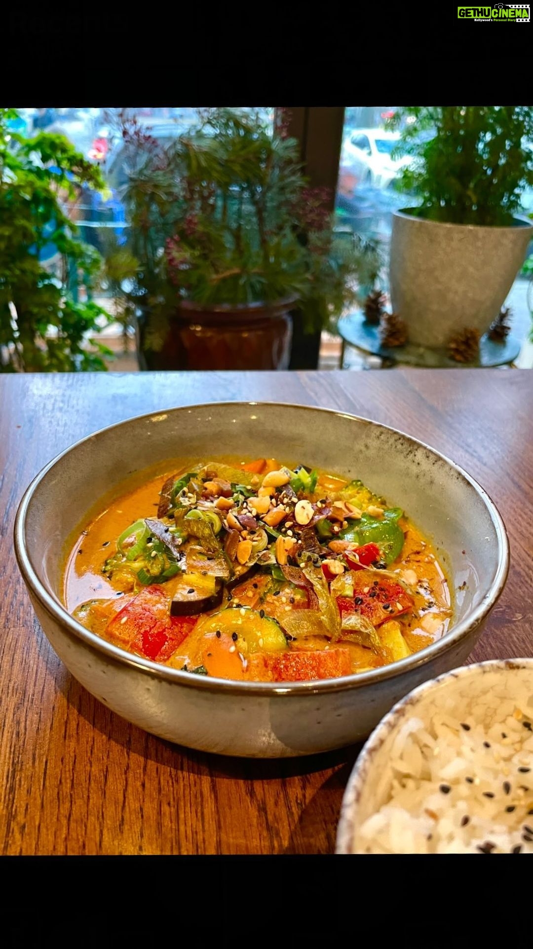 Aditi Chengappa Instagram - Soooo good 😍🍜 . . . #berlin #vietnamesefood #vietnamesischeküche #kreuzberg #berlinliebe #expatsingermany #vegandeutschland #veganfood #vegetarischkochen Kreuzberg, Berlin, Germany