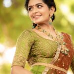 Aditi Shankar Instagram – #navratri2022 with Aditiβ¨
Day 5: Gorgeous Green an embodiment of energy engendering growth and fertility π
On this 5th day of navarathri here’s wishing everyone tremendous success in endeavors of your choice.
Styled by:- @dr.vinothinipandian
Outfits π:- @nirali_design_house
MUAH π:- @vijiknr
Photographed by πΈ:- @camerasenthil
Jewellery π:- @jjjewellerymart
Flowers:- @poovai_bridal_flowers
Location:- @avmgardens
Digital Patner:- @cognitiveidealab
@rrajeshananda AVM Gardens