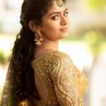 Aditi Shankar Instagram - #navratri2022 with Aditi✨ Day 4: youthful yellow the paragon of happiness and strength . On this 4th day of navarathri I wish you endless cheer and abundant joy. Styled by:- @dr.vinothinipandian Outfits 👗:- @nirali_design_house MUAH💄:- @vijiknr Photographed by 📸:- @camerasenthil Jewellery 💎:- @jjjewellerymart Location:- @avmgardens Digital Patner:- @cognitiveidealab @rrajeshananda AVM Gardens