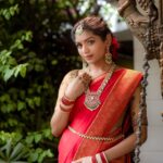 Aditi Shankar Instagram - #navratri2022 with Aditi✨ Day 2 : Romantic Red a capricious blend of vigor warmth and passion. A color of contrasting emotions. Wishing you love, spirit and mettle on the second day of Navarathri. Styled by:- @dr.vinothinipandian Outfits 👗:- @nirali_design_house (blouse and duppata) @samyuktharose (saree) MUAH💄:- @vijiknr Photographed by 📸:- @camerasenthil Jewellery 💎:- @jjjewellerymart Location:- @avmgardens Digital Patner:- @cognitiveidealab @rrajeshananda AVM Gardens