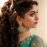 Aditi Shankar Instagram - #navratri2022 with Aditi✨ Day 8: A class by itself - peacock green. Presenting an appeal so unique and refreshing 🦚 On the 8th day of navarathri may your uniqueness bring about a radiance so rare to everyone around you Styled by:- @dr.vinothinipandian Outfit by:- @nirali_design_house MUAH 💄:- @vijiknr Photographed by 📸:- @camerasenthil Jewellery 💎:- @jjjewellerymart Location:- @avmgardens Digital Patner:- @cognitiveidealab @rrajeshananda AVM Gardens