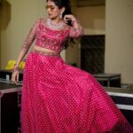 Aditi Shankar Instagram – Backstage Alaparai 🙌

(Sneakers under my lehenga😅 a total “me” thing)

Styled by: @dr.vinothinipandian
Photographed by📸 : @kiransaphotography 
Outfit👗: @nirali_design_house 
MUAH💄: @rachelstylesmith 
Jewellery💎: @jcsjewelcreations @sri_artiquess (bangles)