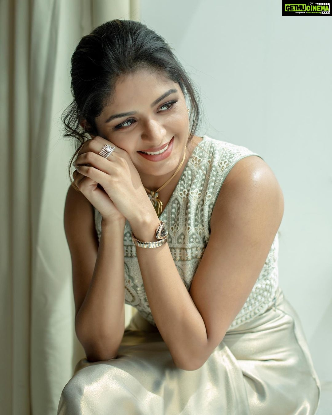 Actress Aditi Shankar HD Photos and Wallpapers August 2022 - Gethu ...
