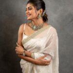 Aditi Shankar Instagram - My white saree dream came true 🕊 Viruman Chennai press meet Styled by: @dr.vinothinipandian Photographed by 📸: @kiransaphotography Outfit 👗: @_.rubeenavogueofficial._ MUAH 💄: @vishalcharanmakeuphair @hairbyradhika Jewellery💎: @jcsjewelcreations