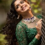 Aditi Shankar Instagram - Fluff up your feathers and be a peacock today 🦚