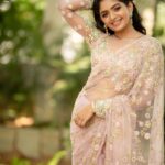 Aditi Shankar Instagram - #navratri2022 with Aditi✨ Day 9: Placid pink a feast to the eye is the confluence of kinship, rapport and unanimity 💕 On this 9th day of navarathri let our kindness bring about a harmony that results in eternal bliss to mankind. Styled by:- @dr.vinothinipandian Outfit by:- @nirali_design_house MUAH💄:- @vijiknr Photographed by 📸:- @camerasenthil Jewellery 💎:- @jjjewellerymart Location:- @avmgardens Digital Patner:- @cognitiveidealab @rrajeshananda AVM Gardens