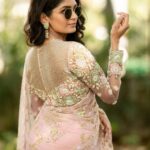 Aditi Shankar Instagram - #navratri2022 with Aditi✨ Day 9: Placid pink a feast to the eye is the confluence of kinship, rapport and unanimity 💕 On this 9th day of navarathri let our kindness bring about a harmony that results in eternal bliss to mankind. Styled by:- @dr.vinothinipandian Outfit by:- @nirali_design_house MUAH💄:- @vijiknr Photographed by 📸:- @camerasenthil Jewellery 💎:- @jjjewellerymart Location:- @avmgardens Digital Patner:- @cognitiveidealab @rrajeshananda AVM Gardens