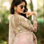 Aditi Shankar Instagram - #navratri2022 with Aditi✨ Day 9: Placid pink a feast to the eye is the confluence of kinship, rapport and unanimity 💕 On this 9th day of navarathri let our kindness bring about a harmony that results in eternal bliss to mankind. Styled by:- @dr.vinothinipandian Outfit by:- @nirali_design_house MUAH💄:- @vijiknr Photographed by 📸:- @camerasenthil Jewellery 💎:- @jjjewellerymart Location:- @avmgardens Digital Patner:- @cognitiveidealab @rrajeshananda AVM Gardens