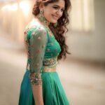 Aditi Shankar Instagram - #navratri2022 with Aditi✨ Day 8: A class by itself - peacock green. Presenting an appeal so unique and refreshing 🦚 On the 8th day of navarathri may your uniqueness bring about a radiance so rare to everyone around you Styled by:- @dr.vinothinipandian Outfit by:- @nirali_design_house MUAH 💄:- @vijiknr Photographed by 📸:- @camerasenthil Jewellery 💎:- @jjjewellerymart Location:- @avmgardens Digital Patner:- @cognitiveidealab @rrajeshananda AVM Gardens