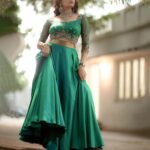 Aditi Shankar Instagram - #navratri2022 with Aditi✨ Day 8: A class by itself - peacock green. Presenting an appeal so unique and refreshing 🦚 On the 8th day of navarathri may your uniqueness bring about a radiance so rare to everyone around you Styled by:- @dr.vinothinipandian Outfit by:- @nirali_design_house MUAH 💄:- @vijiknr Photographed by 📸:- @camerasenthil Jewellery 💎:- @jjjewellerymart Location:- @avmgardens Digital Patner:- @cognitiveidealab @rrajeshananda AVM Gardens