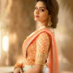 Aditi Shankar Instagram - #navratri2022 with Aditi✨ Day 7: Cheery orange reflecting the colors of the sun, so exuberant and energetic 🧡 On the 7th day of navarathri let positivity rule our thoughts and joy fill our homes. Styled by:- @dr.vinothinipandian Outfit by:- @nirali_design_house MUAH💄:- @vijiknr Photographed by 📸:- @camerasenthil Jewellery 💎:- @jjjewellerymart Location:- @avmgardens Digital Patner:- @cognitiveidealab @rrajeshananda AVM Gardens