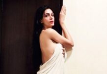 Aditi Vats Instagram - Making your SUNDAY BLISSFUL 🌸🌸🌸🌸 Jaipur, Rajasthan