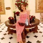 Aditi Vats Instagram – Meaning of wearing pink 🛍 Jaipur, Rajasthan