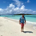 Aftab Shivdasani Instagram - ‘Dear ocean, thank you for making us feel tiny, humble, inspired and salty. All at once.’ #grateful ☀️ 🌊 Thank you @dineshjayasanka070976 and @anantaradhigu for the impeccable hospitality. Pure bliss. Much gratitude. 💙💫 Maldives