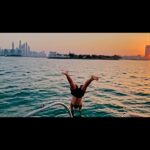 Aftab Shivdasani Instagram – When in Dubai.. 🌤🏊🏻‍♂️ Dubai, UAE