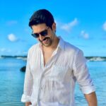 Aftab Shivdasani Instagram - Love that Sun of a Beach. ☀️🏝🌊🤍 Mauritius