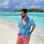 Aftab Shivdasani Instagram - ‘Dear ocean, thank you for making us feel tiny, humble, inspired and salty. All at once.’ #grateful ☀️ 🌊 Thank you @dineshjayasanka070976 and @anantaradhigu for the impeccable hospitality. Pure bliss. Much gratitude. 💙💫 Maldives