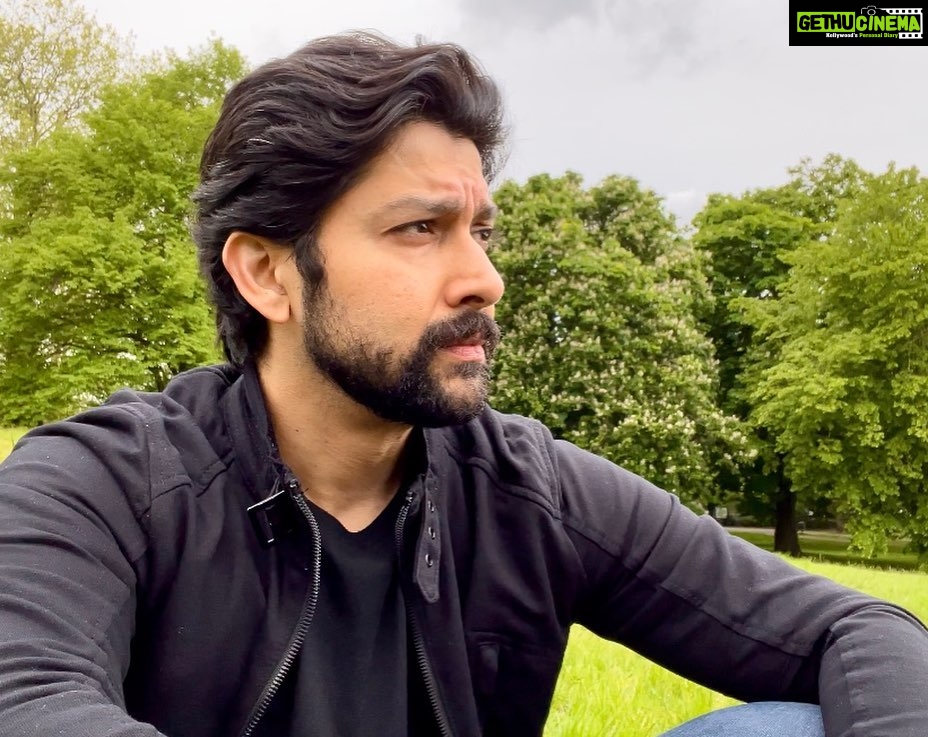 Aftab Shivdasani - 20K Likes - Most Liked Instagram Photos