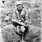 Aftab Shivdasani Instagram - “...I shall save my devotees from the jaws of death. If My stories are listened to, all diseases will be gotten rid of...“ - Sai Baba. 💫❤️🙇🏻‍♂️ #omsairam #allahmaalik #shirdisaibaba