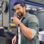 Aftab Shivdasani Instagram - Make coffee, not war. ☕️❤️ 🎥 - @aalimhakim ✨💇🏻‍♂️ Mumbai, Maharashtra