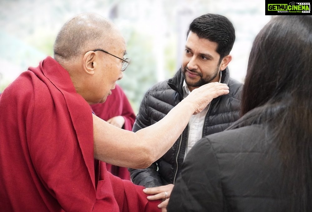 Aftab Shivdasani Instagram - ‘Be kind whenever possible. It is always possible.’ - His Holiness Dalai Lama. Here’s wishing the embodiment of compassion and kindness his holiness @dalailama a very happy and peaceful birthday. We wish you the best of health and love always your holiness. ❤️🙏🏼
