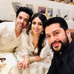 Aftab Shivdasani Instagram – Happy happy birthday my friend @tusshark89 , here’s wishing you tons of love and happiness always.  Where’s the party at??! 🤷🏻‍♂️🥳😎