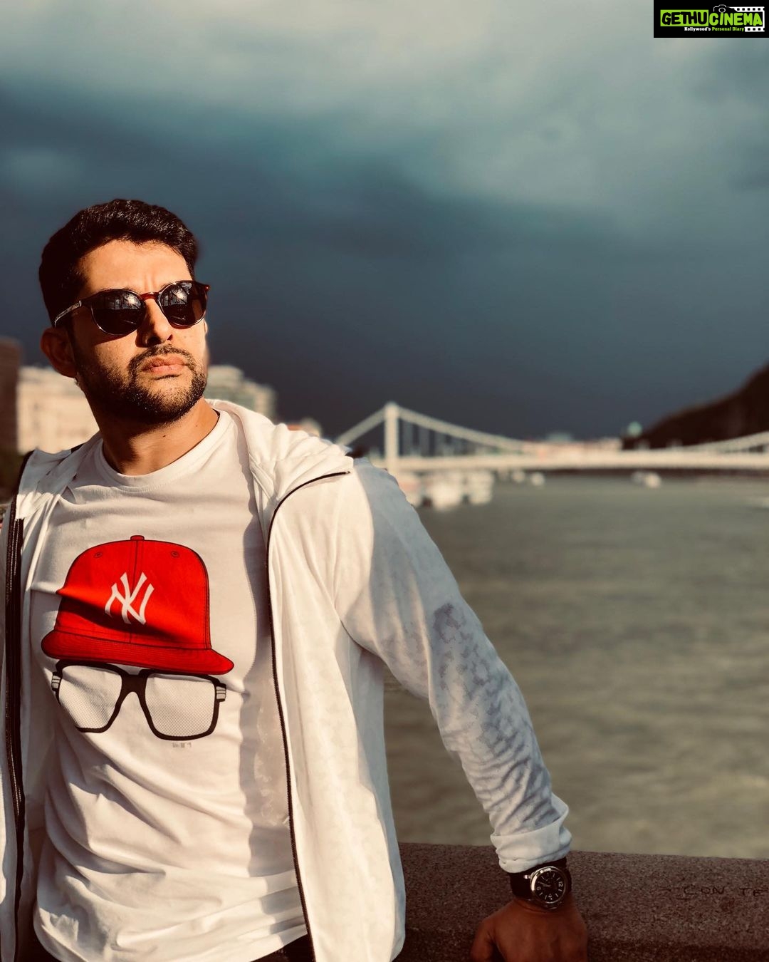 Aftab Shivdasani Instagram - Soul full of sunshine. 🌞 Budapest, Hungary